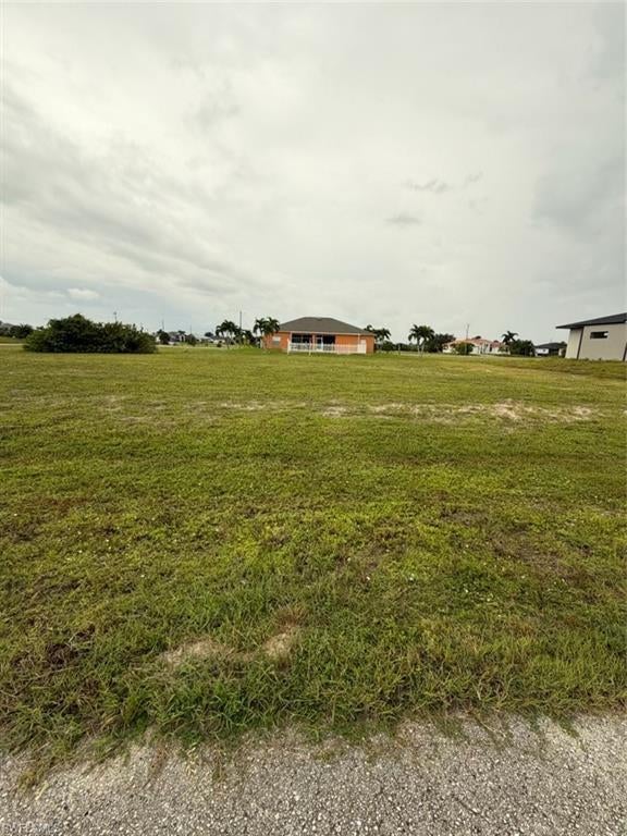 CAPE CORAL - Land