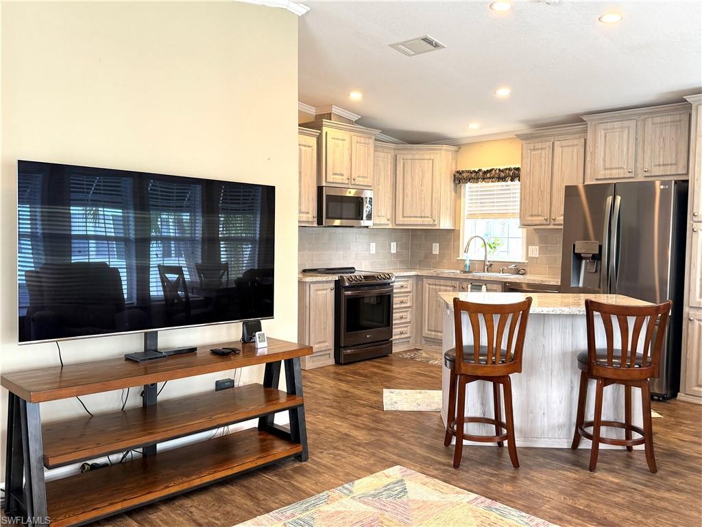 RIVERWOODS PLANTATION - Residential