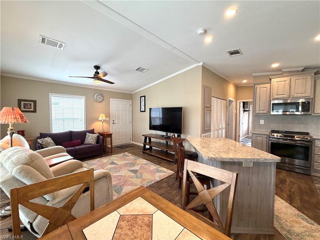 RIVERWOODS PLANTATION - Residential