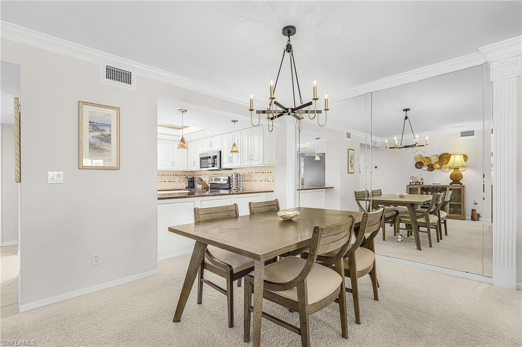 ROYAL PELICAN TOWNHOUSE - Residential