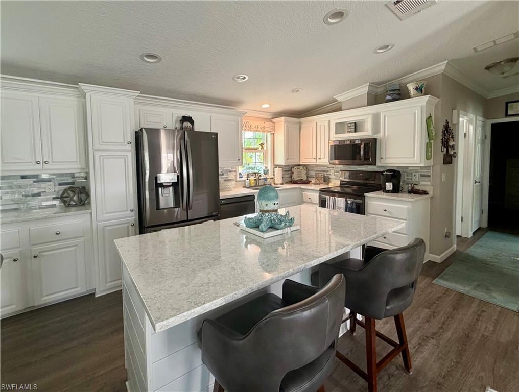 SILVER LAKES - Residential