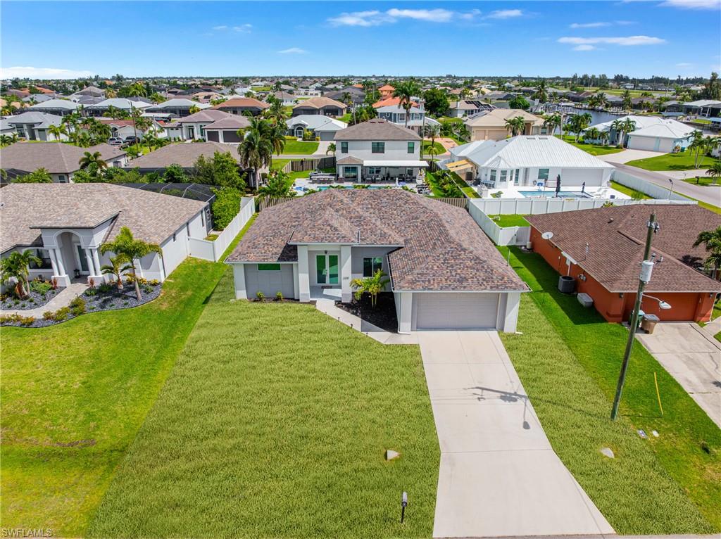 CAPE CORAL - Residential