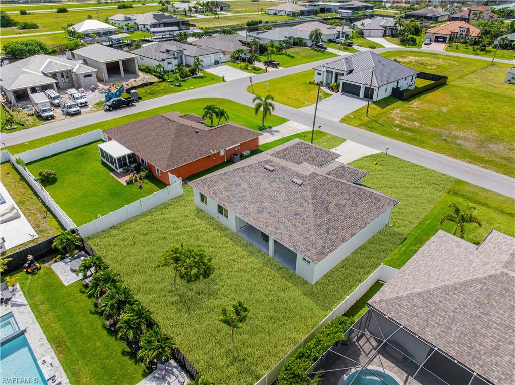 CAPE CORAL - Residential