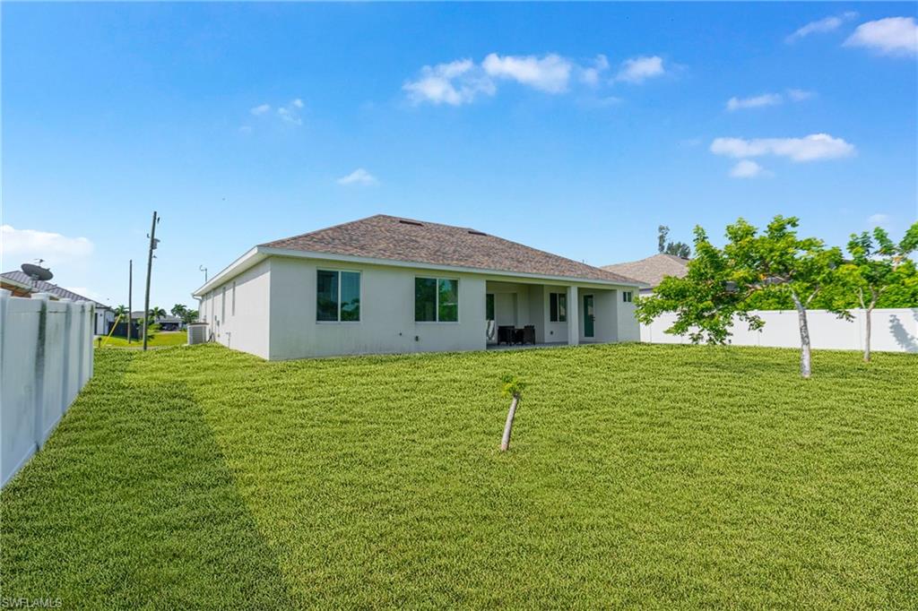 CAPE CORAL - Residential