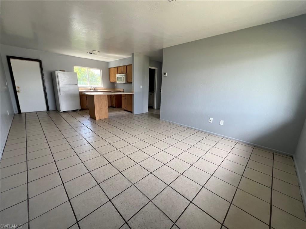 LEHIGH ESTATES - Residential Income