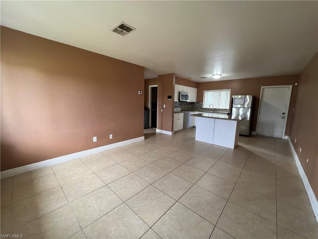 LEHIGH ESTATES - Residential Income