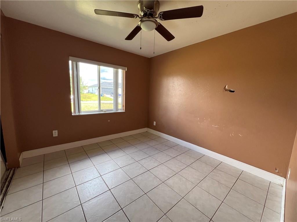 LEHIGH ESTATES - Residential Income