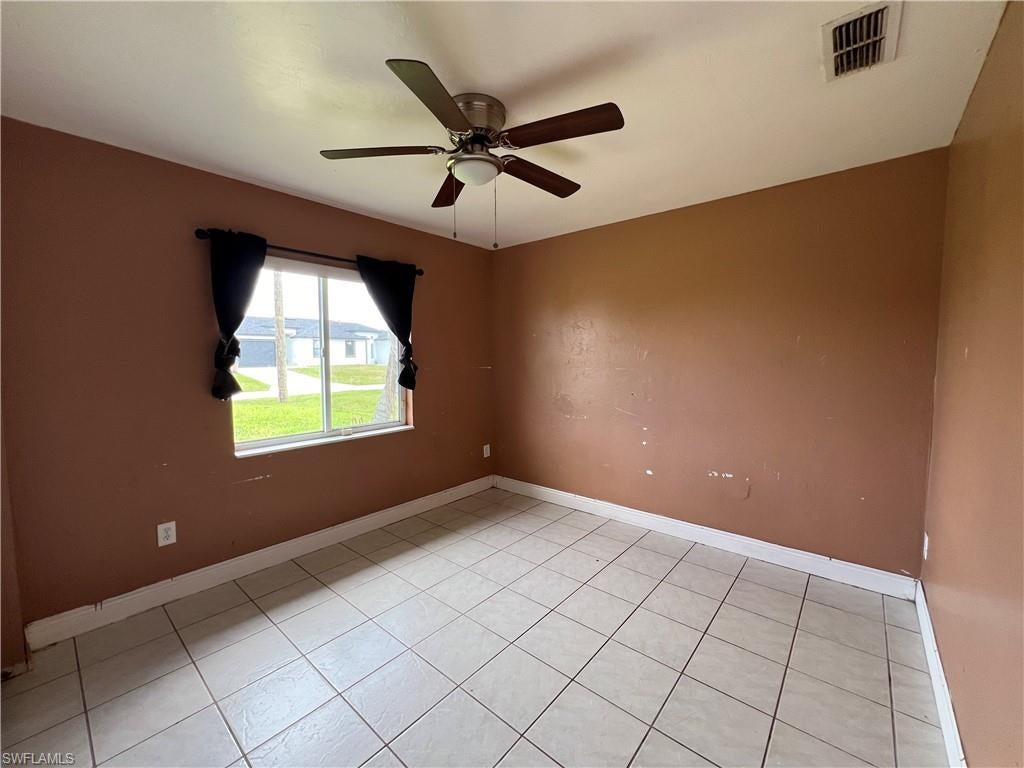 LEHIGH ESTATES - Residential Income