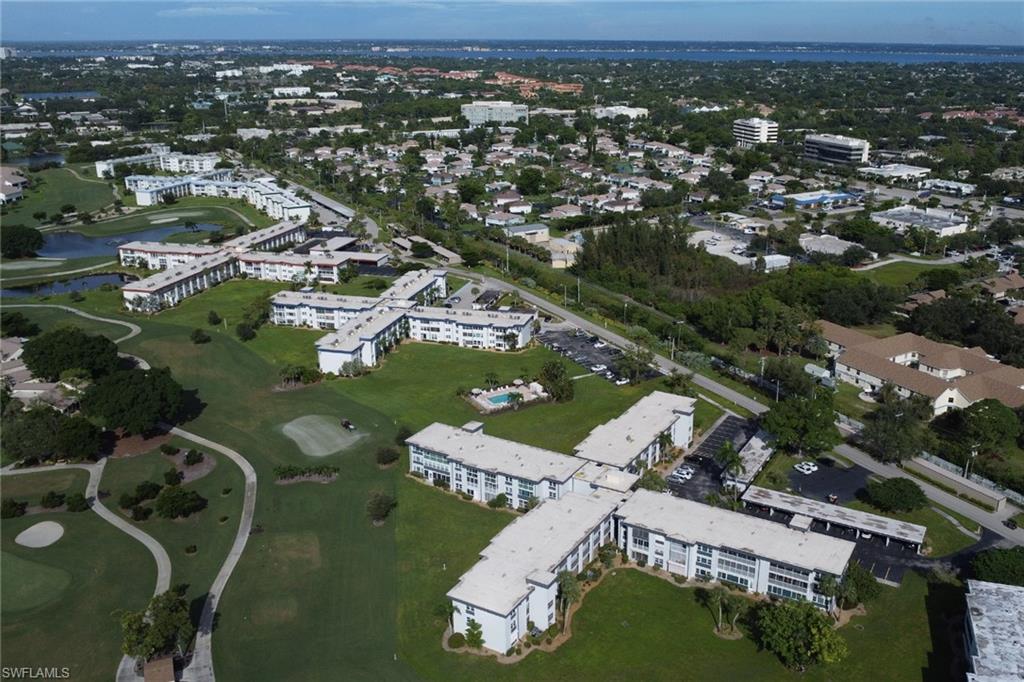 SEVEN LAKES - Residential
