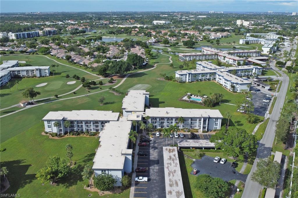 SEVEN LAKES - Residential