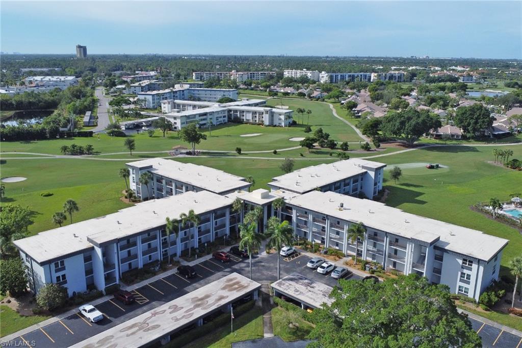 SEVEN LAKES - Residential