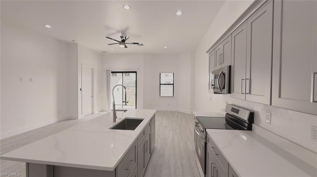 CAPE CORAL - Residential Income