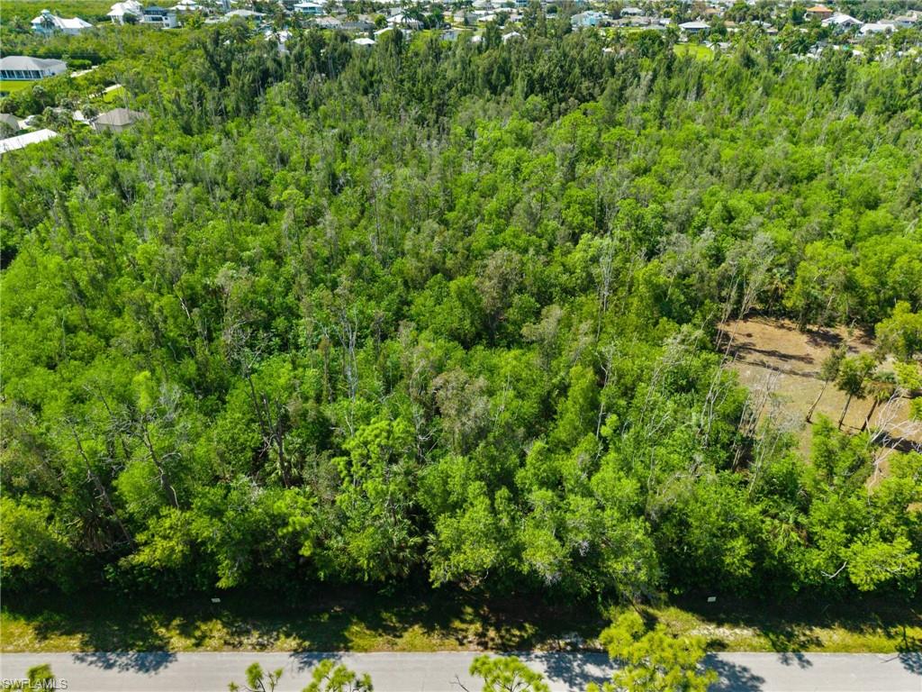CREEKSIDE ESTATES - Land