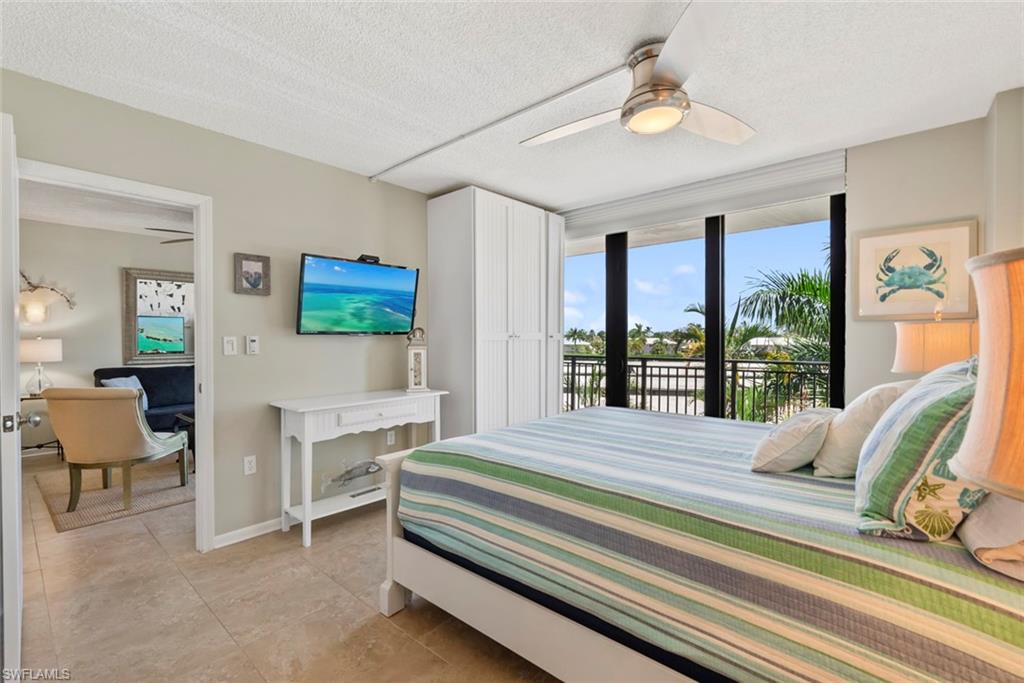 TRADEWINDS APTS OF MARCO ISLAND - Residential