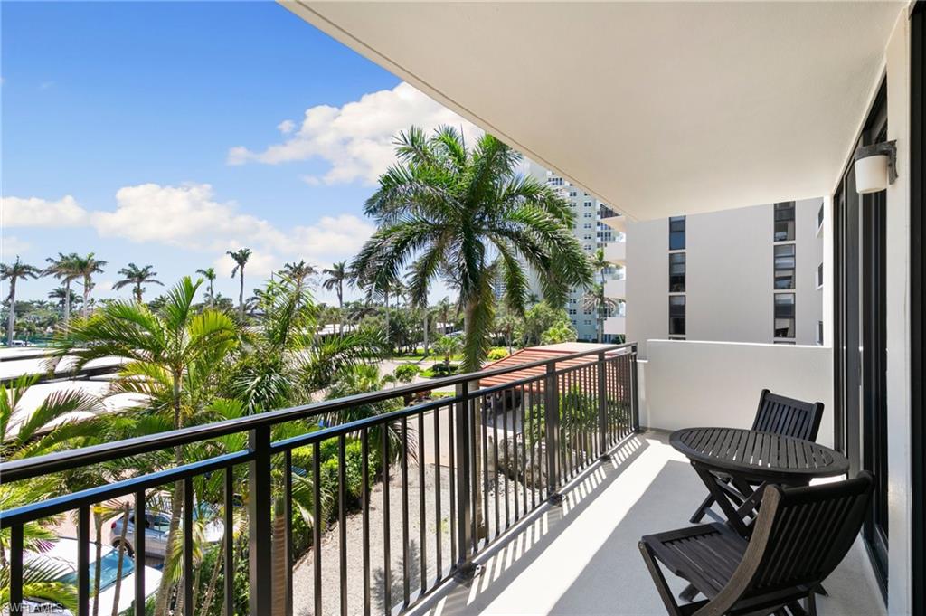 TRADEWINDS APTS OF MARCO ISLAND - Residential