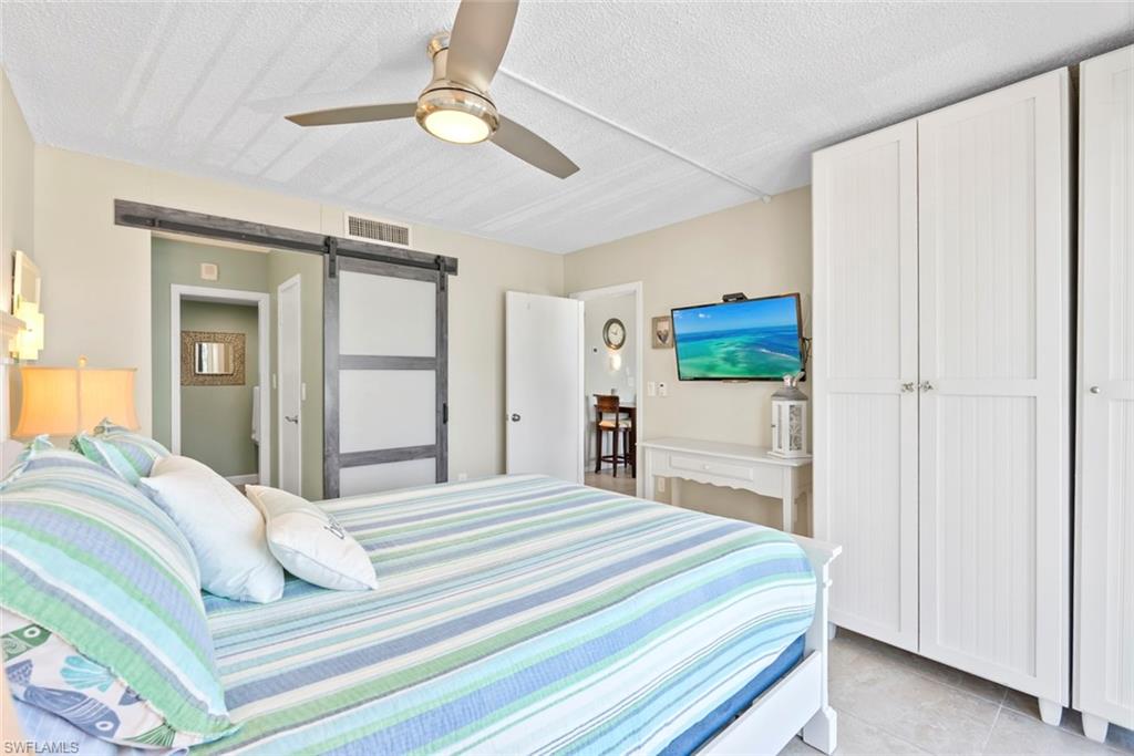 TRADEWINDS APTS OF MARCO ISLAND - Residential