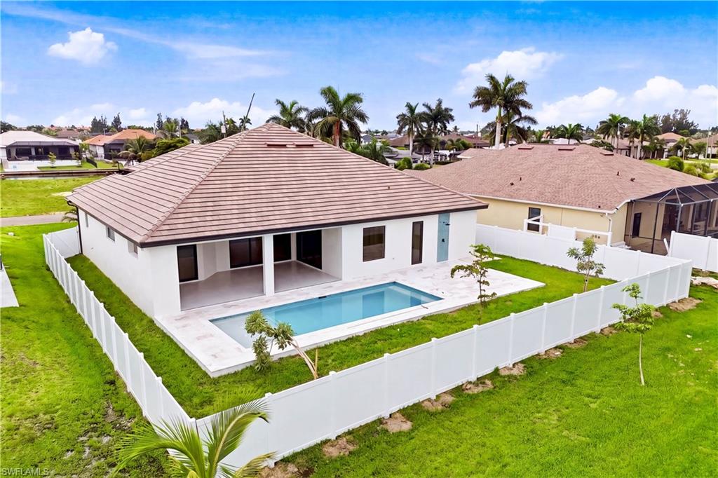 CAPE CORAL - Residential