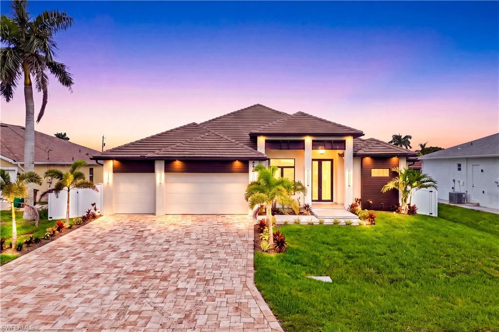 CAPE CORAL - Residential