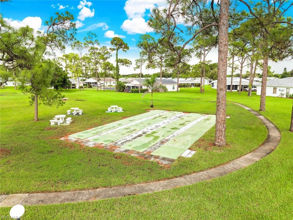 PINEWOOD CONDOMINIUM - Residential