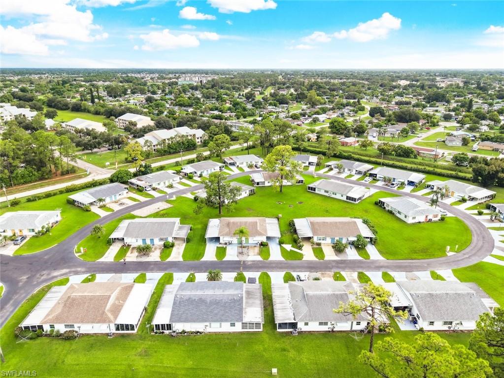PINEWOOD CONDOMINIUM - Residential
