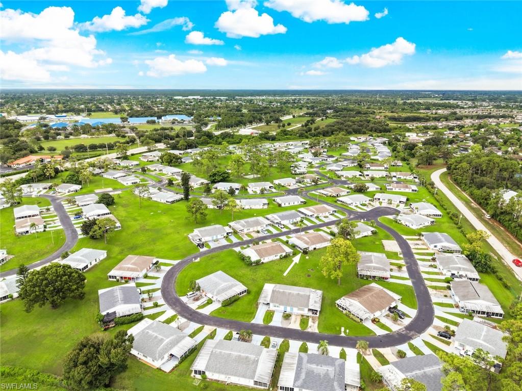 PINEWOOD CONDOMINIUM - Residential