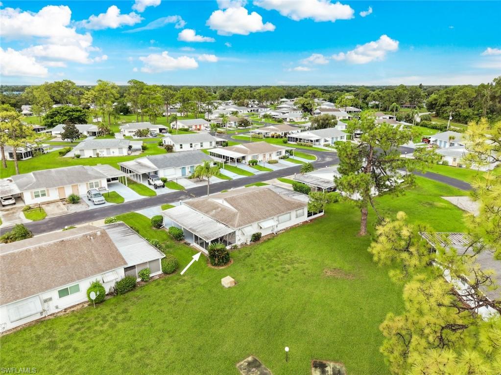 PINEWOOD CONDOMINIUM - Residential