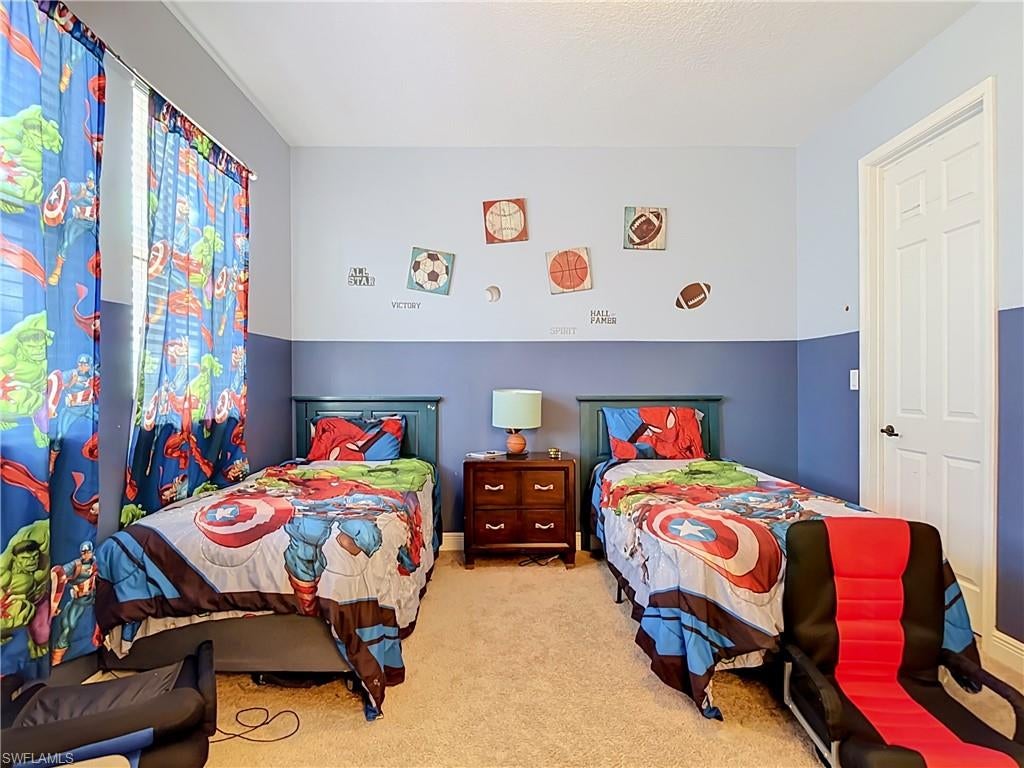 MAPLE RIDGE - Residential