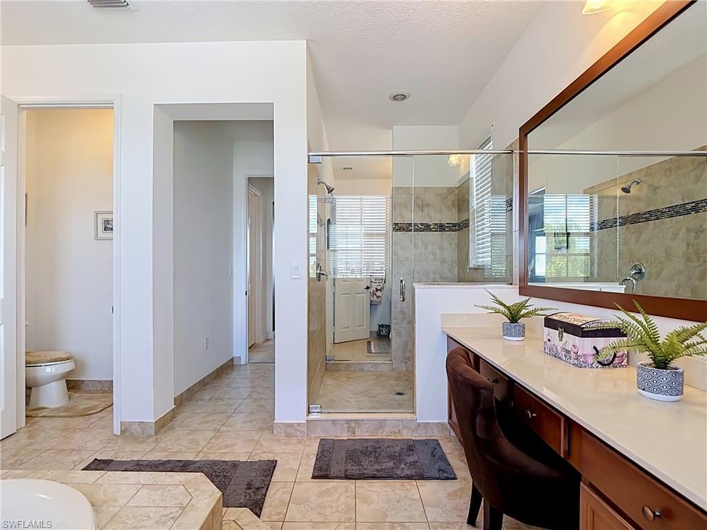 MAPLE RIDGE - Residential