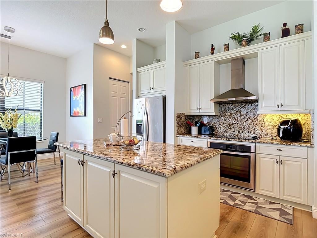 MAPLE RIDGE - Residential