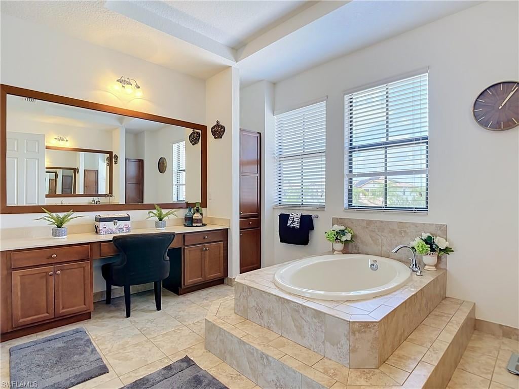MAPLE RIDGE - Residential