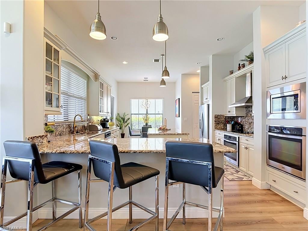 MAPLE RIDGE - Residential
