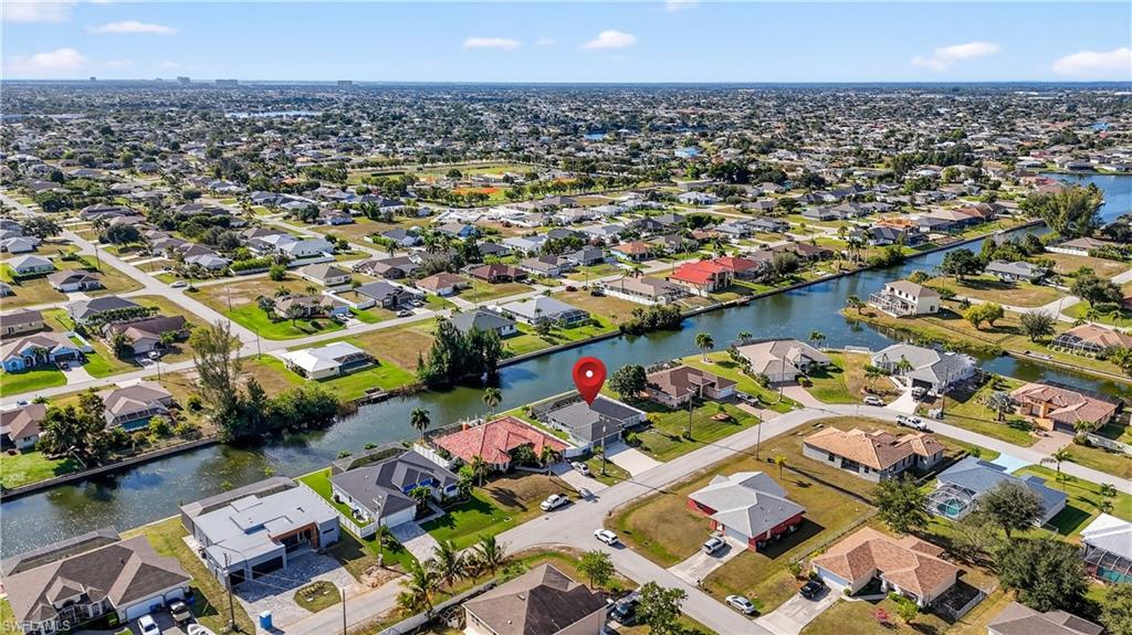 CAPE CORAL - Residential