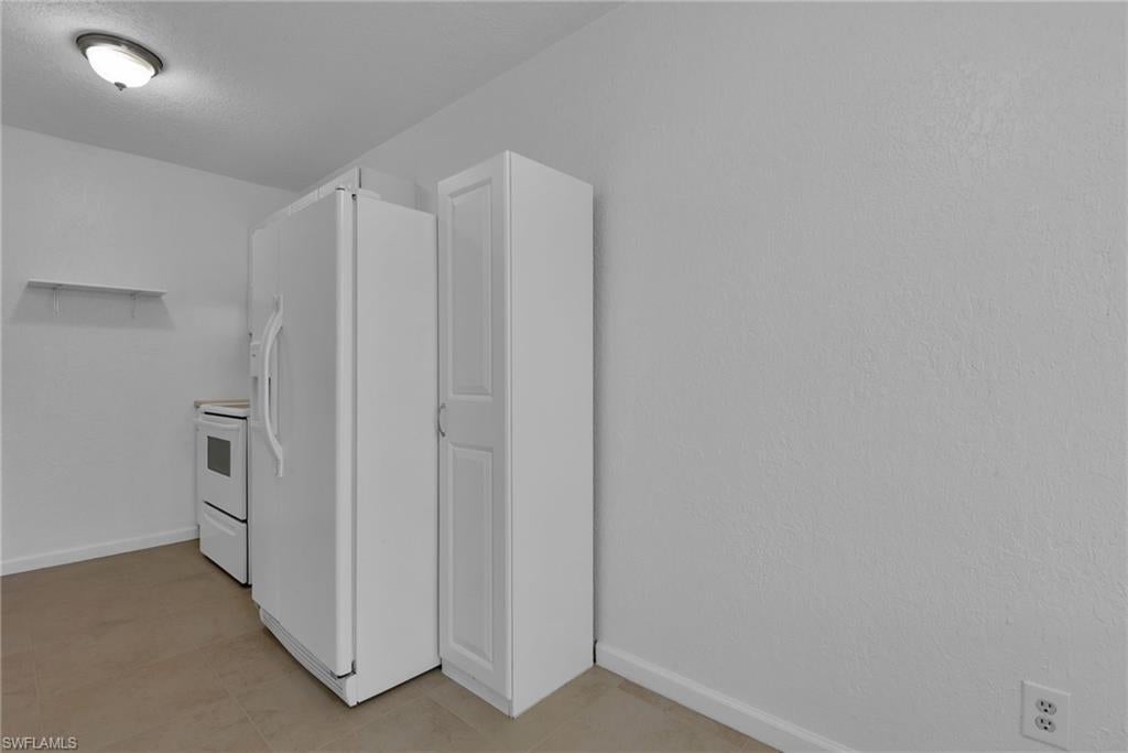 ABACO BAY - Residential Lease