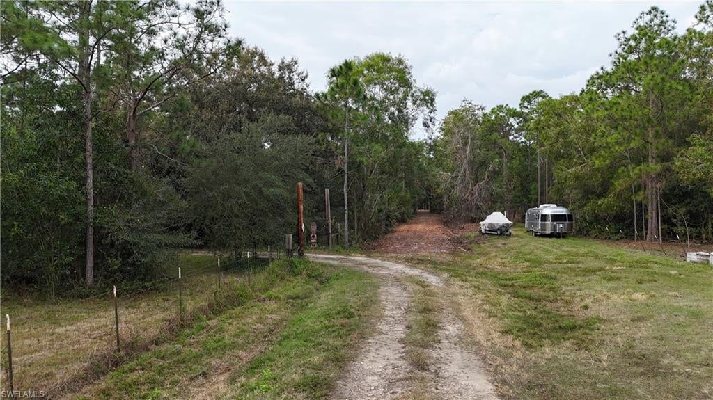 ACREAGE - Land