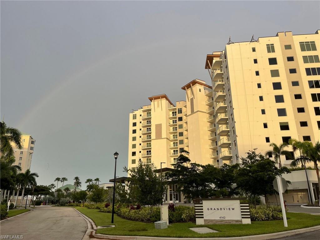 WATERSIDE AT BAY BEACH - Residential