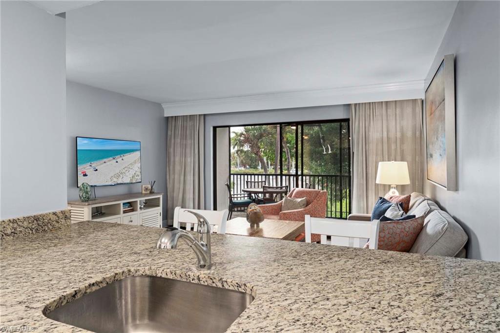 TENNIS VILLAS - Residential