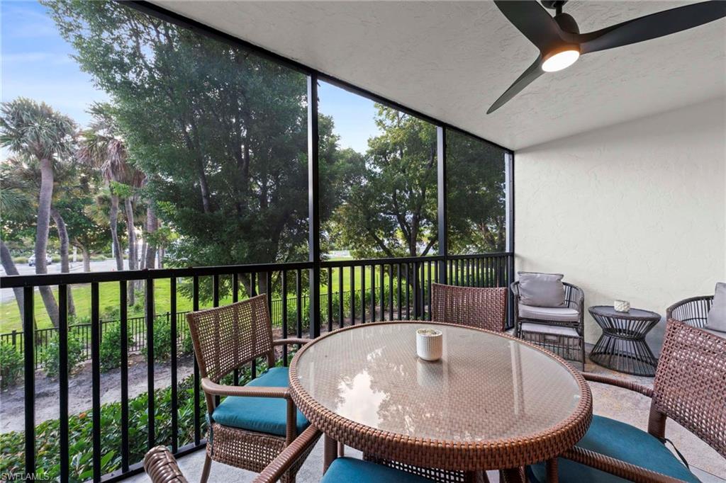 TENNIS VILLAS - Residential