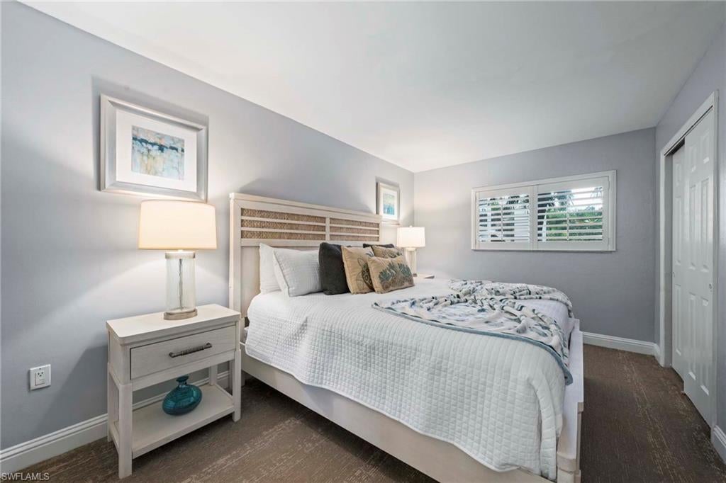 TENNIS VILLAS - Residential