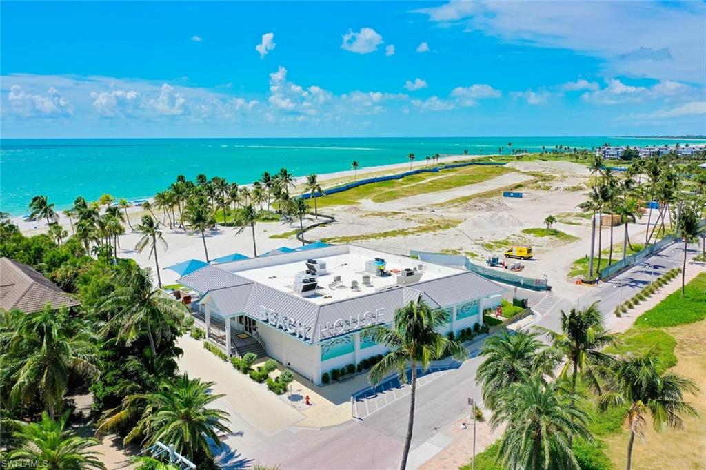 TENNIS VILLAS - Residential