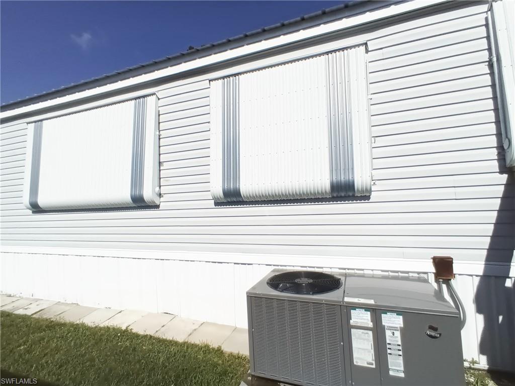 MOORE HAVEN - Residential