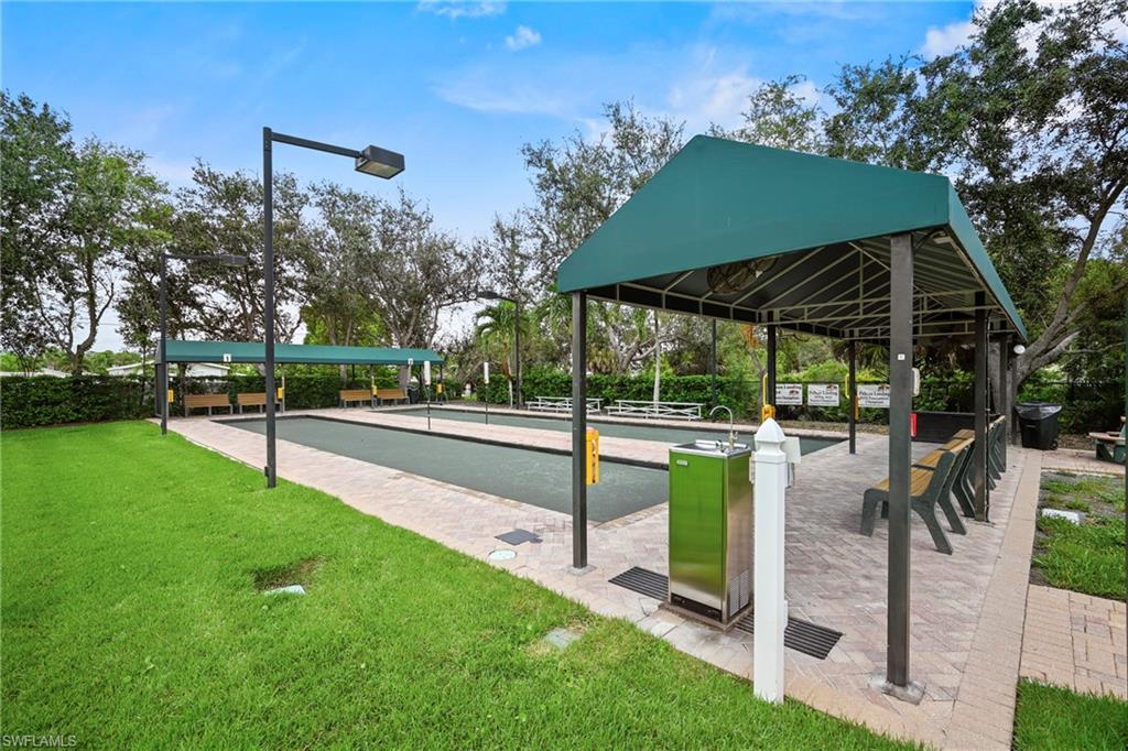 POINTE AT PELICAN LANDING - Residential