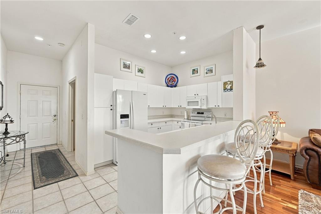 POINTE AT PELICAN LANDING - Residential