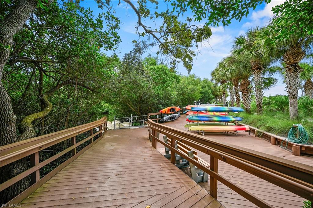 POINTE AT PELICAN LANDING - Residential