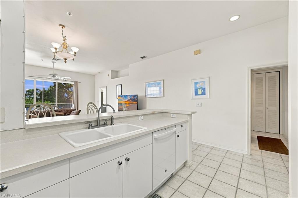 POINTE AT PELICAN LANDING - Residential