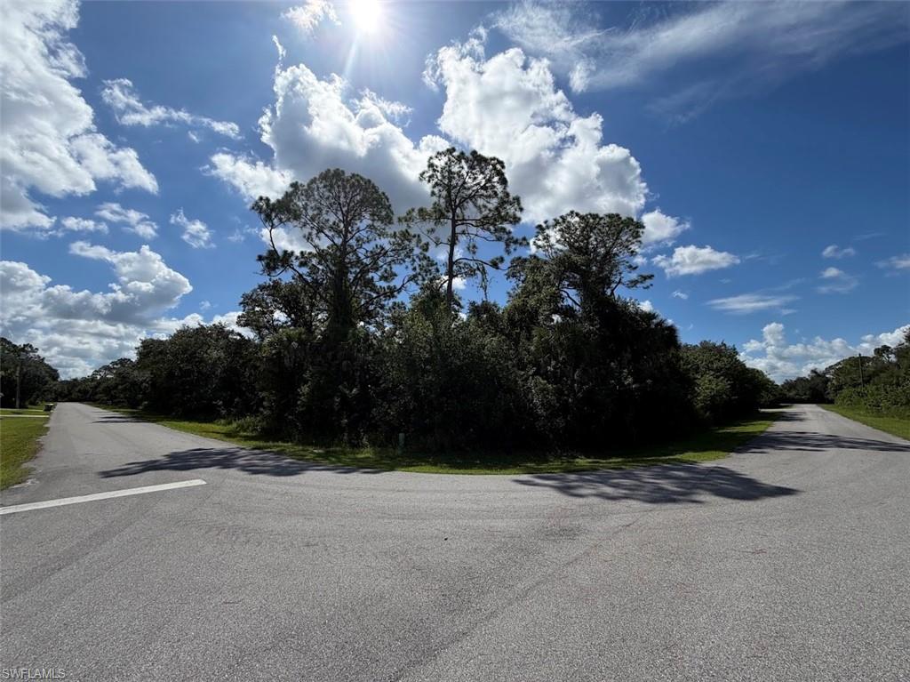 Build Your Florida Dream Home on This Corner Lot!

?Great opportunity to own a corner lot in a rapid growing area of Port Charlotte. This vacant residential parcel offers a convenient corner location with added flexibility for future home placement and access. Located in a growing Port Charlotte area, the property provides an excellent opportunity for homeowners, builders, or investors looking to secure land in Southwest Florida. Whether you're planning to build your Florida home or looking for a land investment, this corner parcel is worth considering. Seller has multiple lots for a package deal.