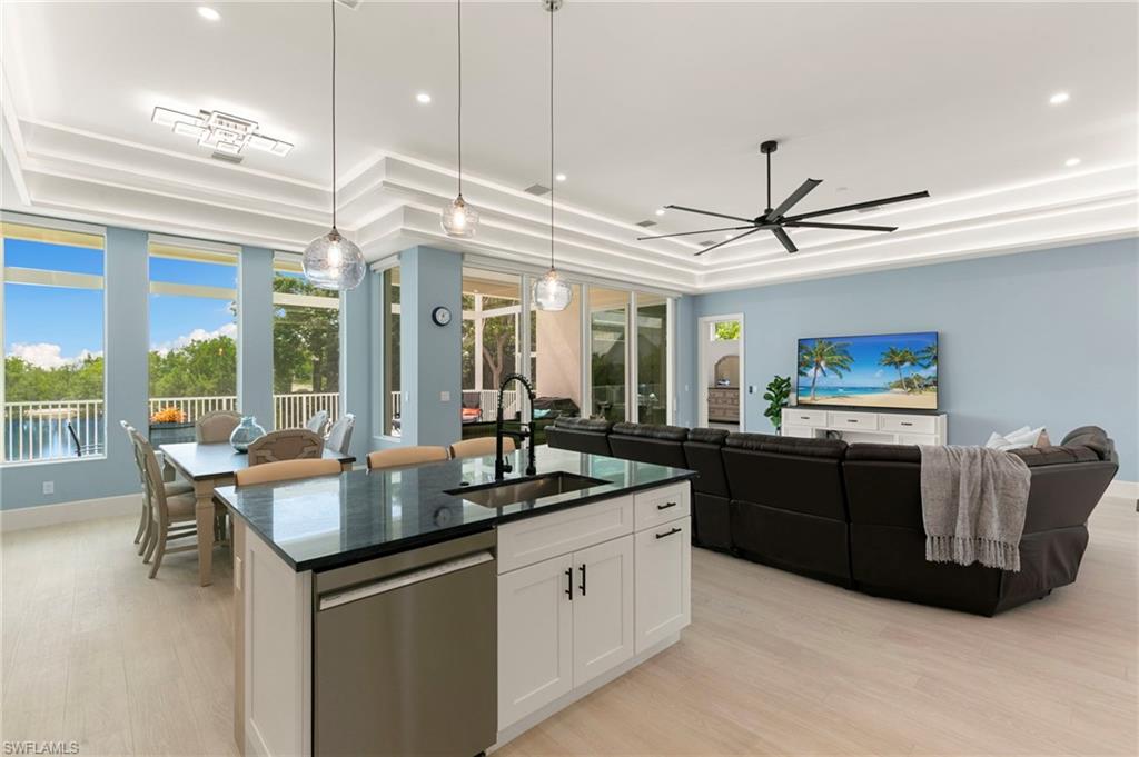 MARCO ISLAND - Residential