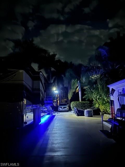 RIVERBEND MOTORCOACH RESORT - Land