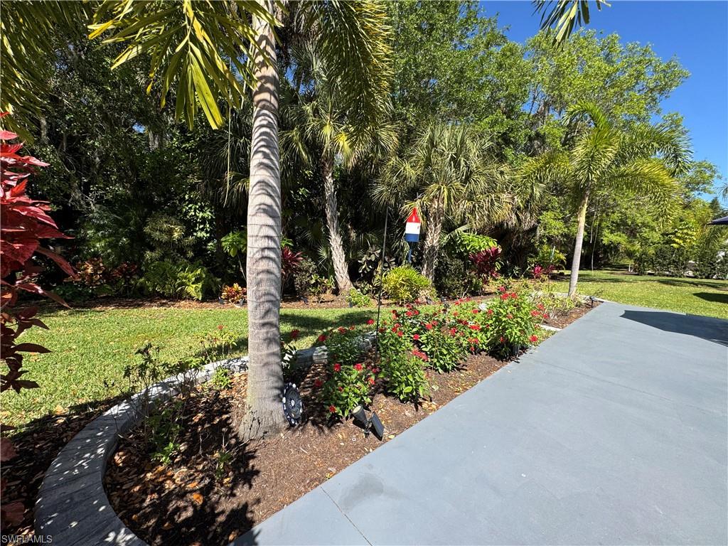 RIVERBEND MOTORCOACH RESORT - Land