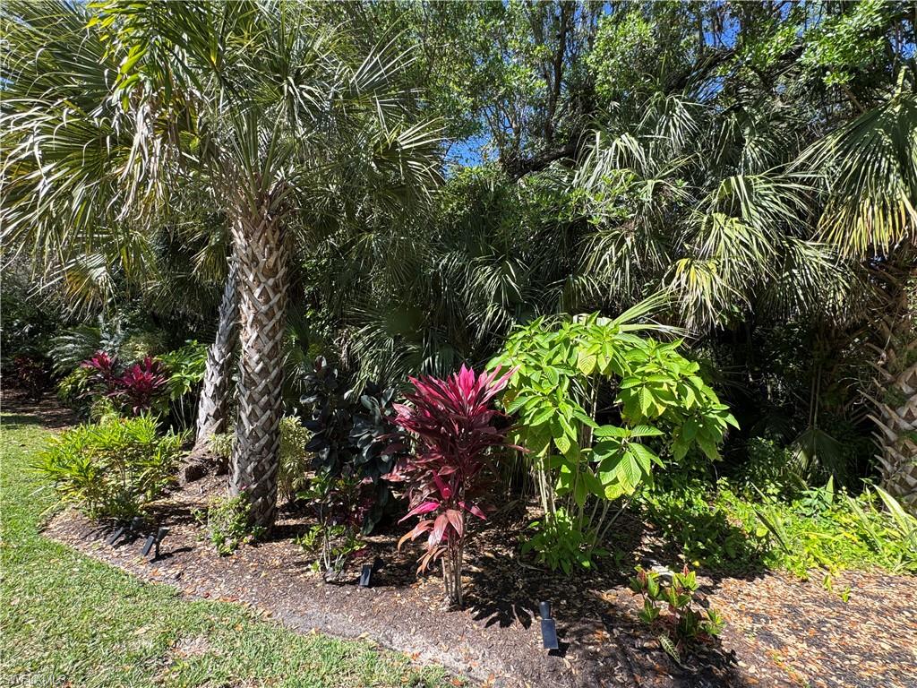 RIVERBEND MOTORCOACH RESORT - Land
