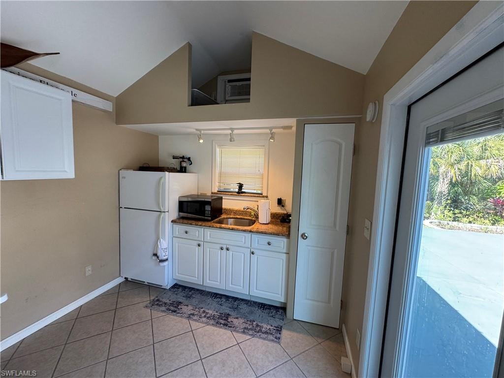 RIVERBEND MOTORCOACH RESORT - Land